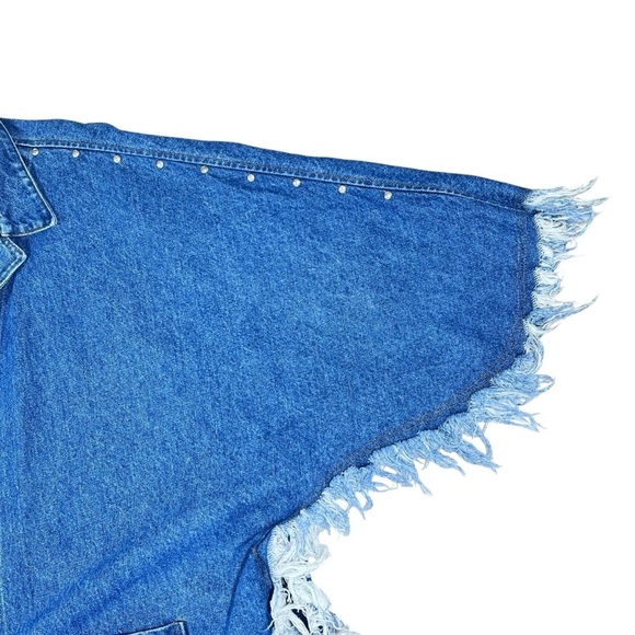 VTG CELE'S COLLECTION Silver Stud Denim Fringe Poncho Jacket Women's Size L - Picture 11 of 16